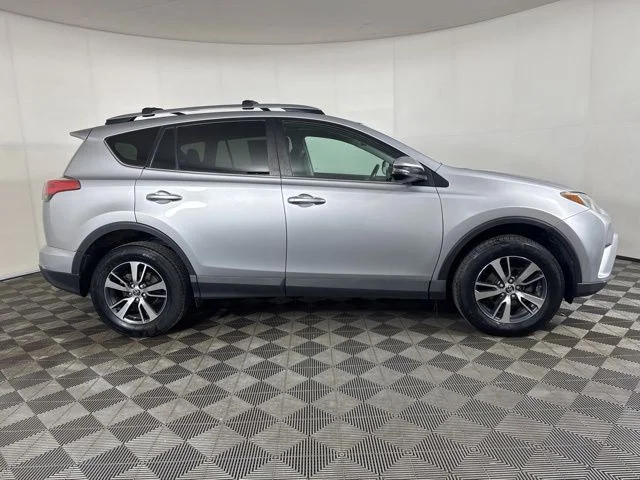 Used 2017 Silver Sky Metallic Toyota XLE image 2