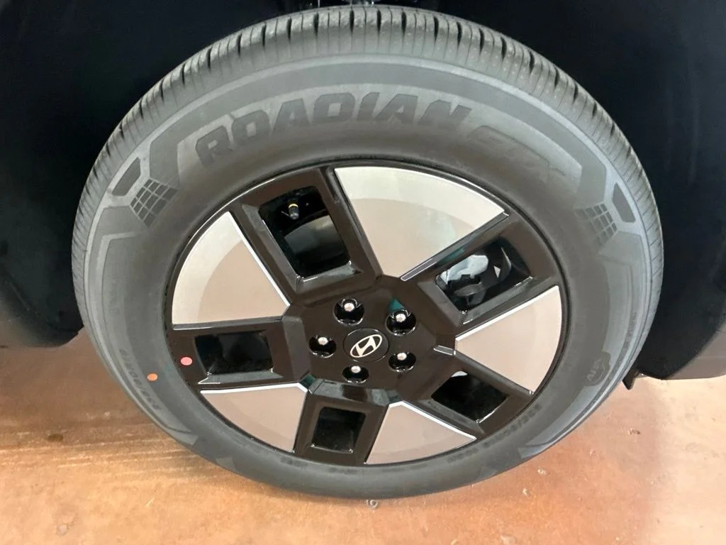New 2026 Abyss Black Hyundai SEL Sport image 11