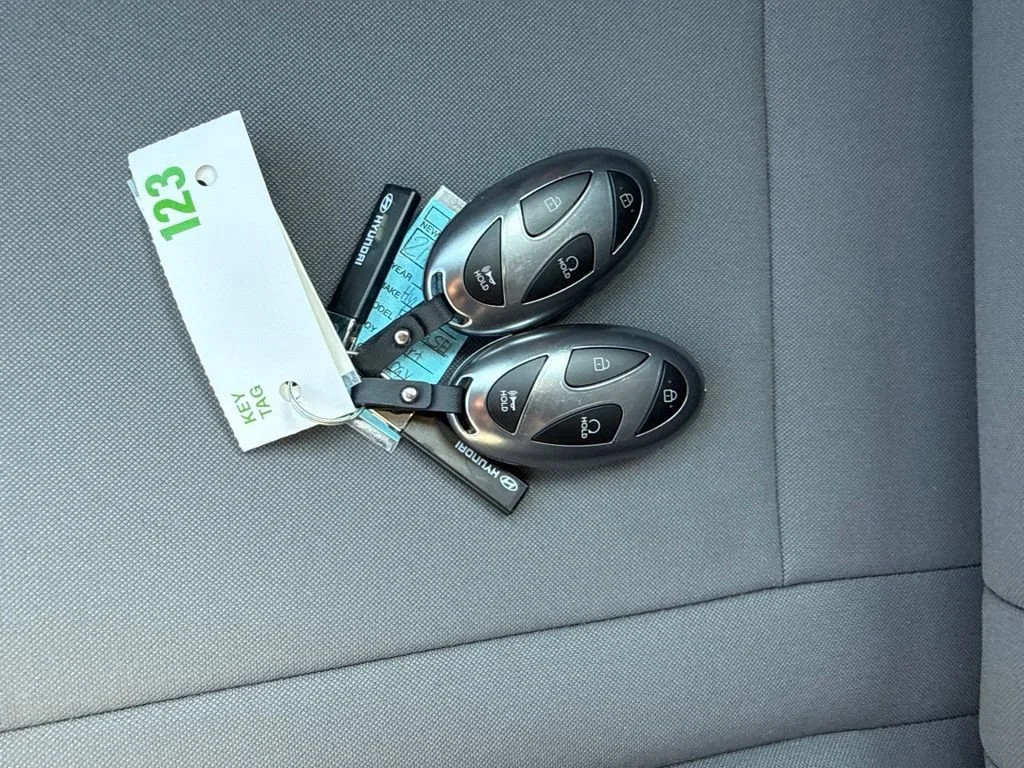Used 2026 Silver Hyundai SEL Sport image 15