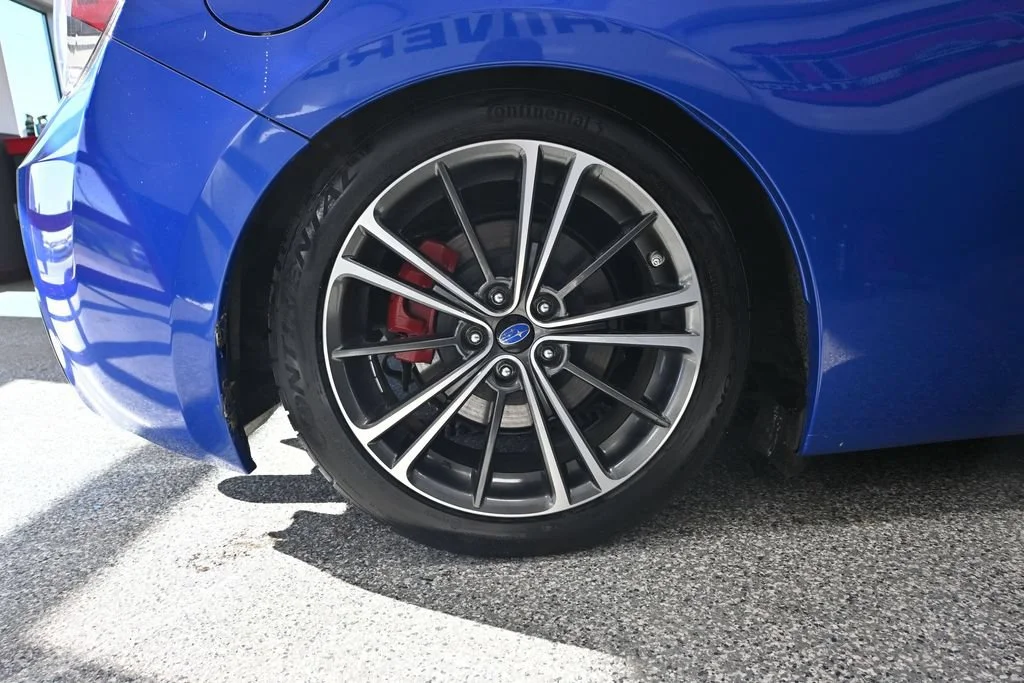 Used 2016 Blue Subaru Limited image 12