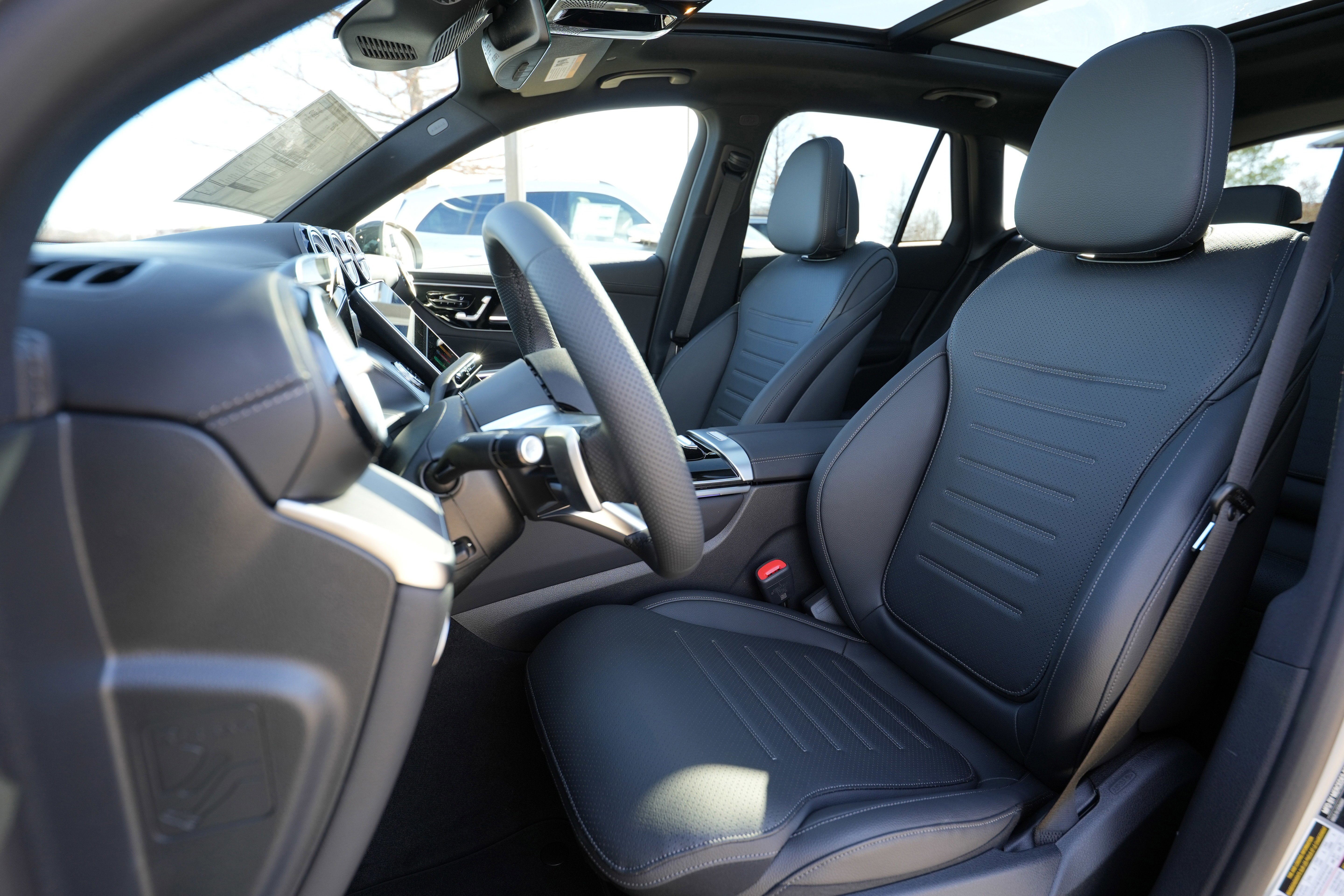 Certified Used 2026 MANUFAKTUR Alpine Gray Mercedes-Benz GLC 300 image 35