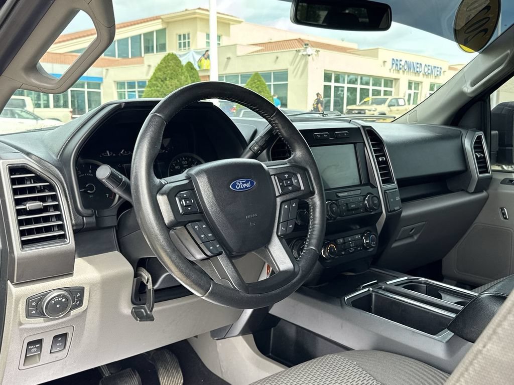 Used 2020 Black Ford XLT image 22
