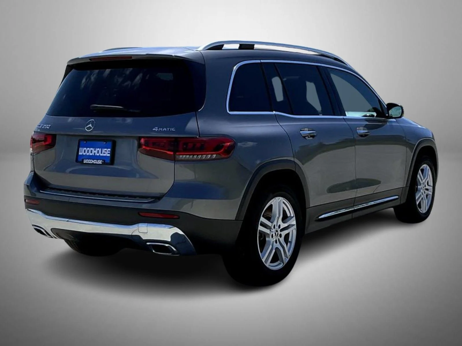 Used 2021 Gray Mercedes-Benz GLB 250 image 5