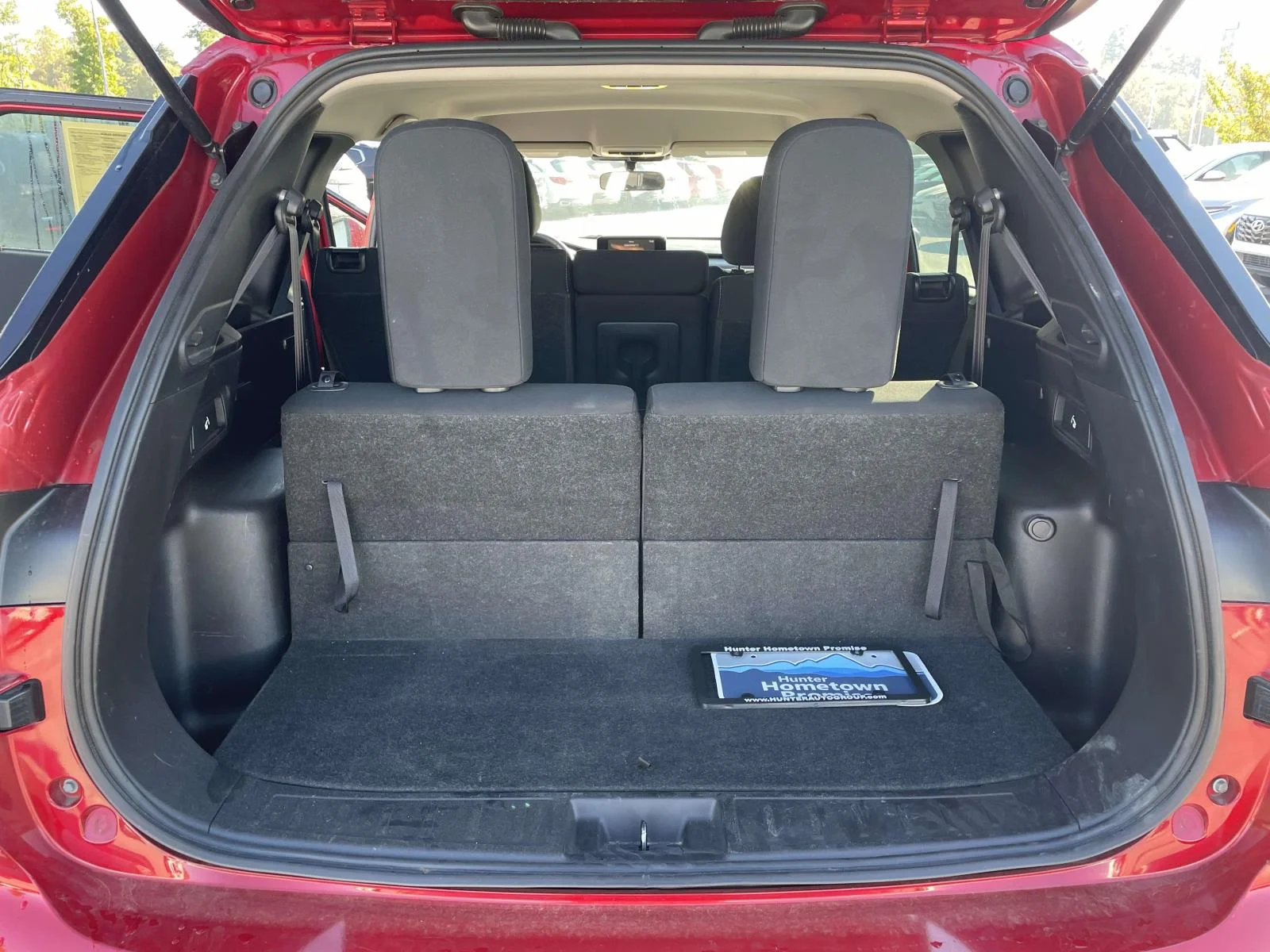 Used 2022 Red Diamond Mitsubishi ES image 28