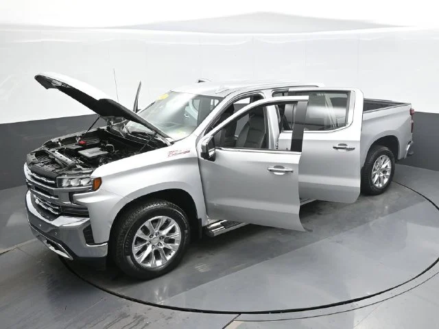 Used 2021 Silver Chevrolet LTZ image 28
