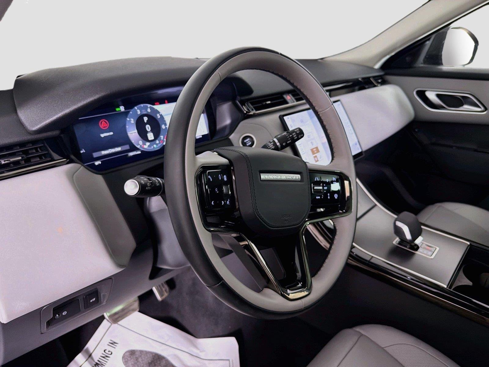 Certified Used 2025 Varesine Blue Land Rover Dynamic SE image 9