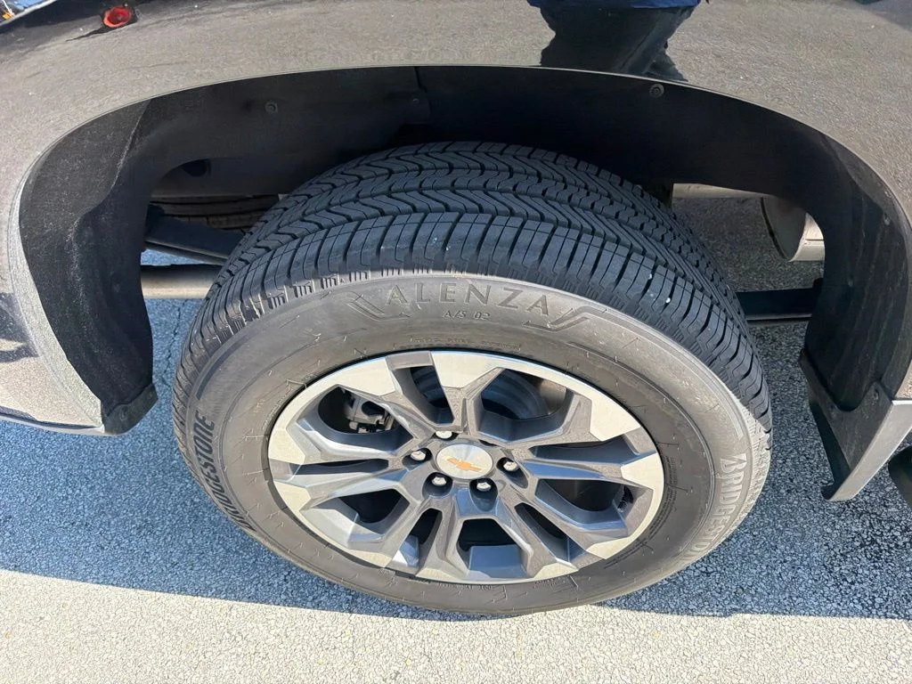 Used 2026 Black Chevrolet High Country image 11