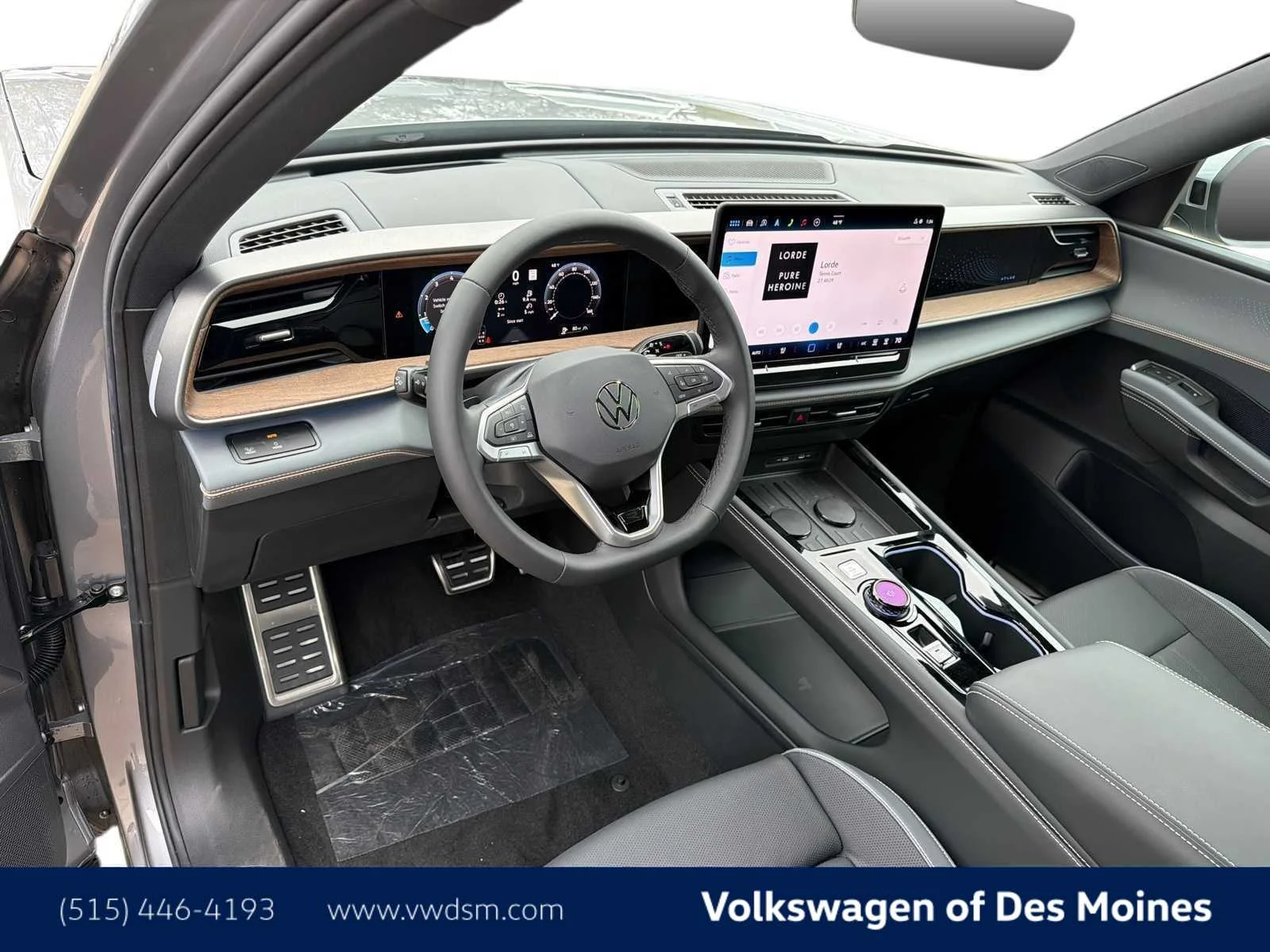 New 2027 Silver Volkswagen SEL R-Line image 2