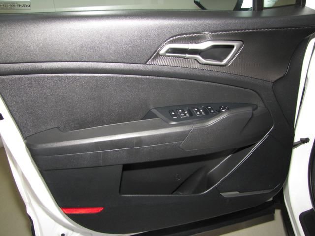 Used 2023 Snow White Pearl Kia LX image 10