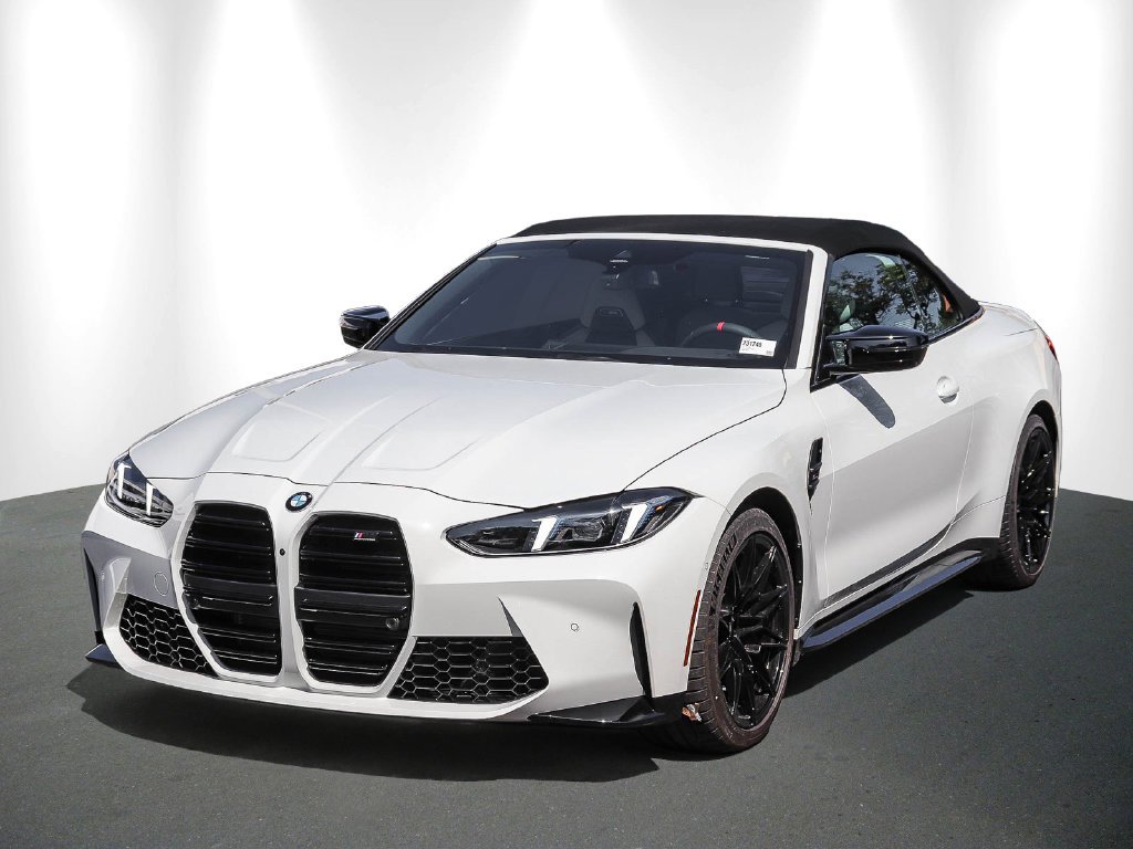 2027 BMW M4 Convertible photo 3