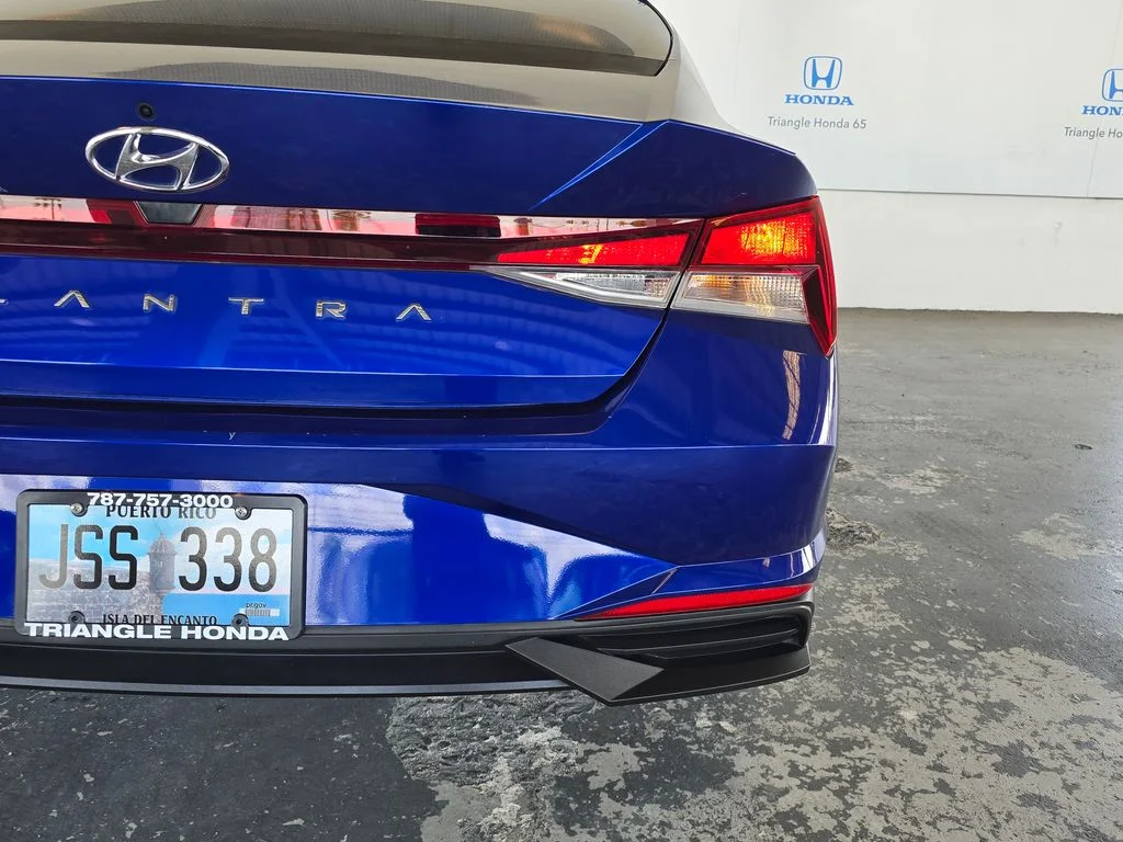 Used 2021 Blue Hyundai SE image 36