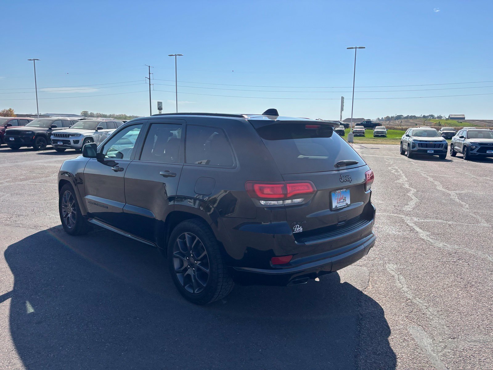 Used 2020 Diamond Black JEEP Overland image 4
