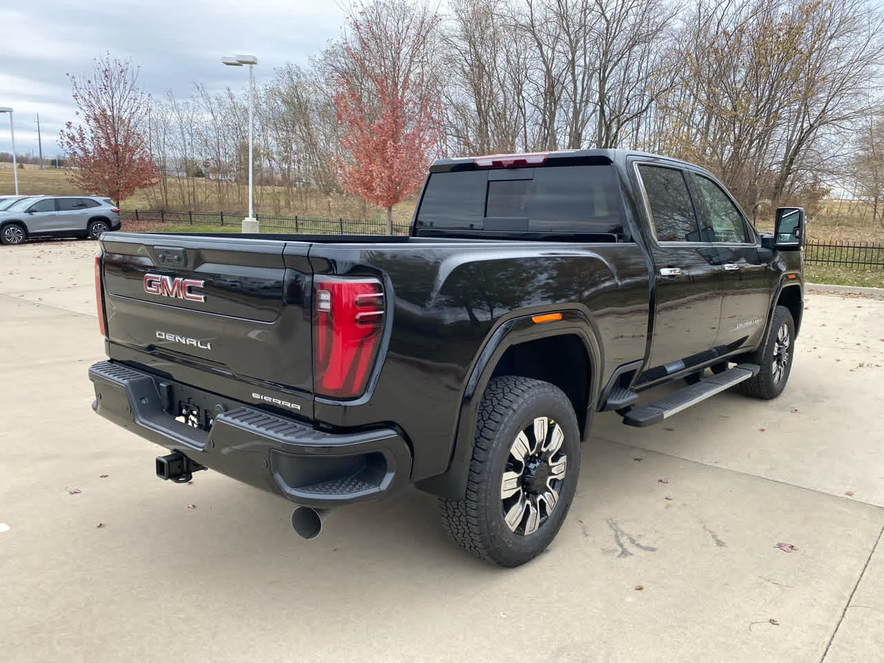 2026 GMC Sierra 2500HD Denali - Photo 6