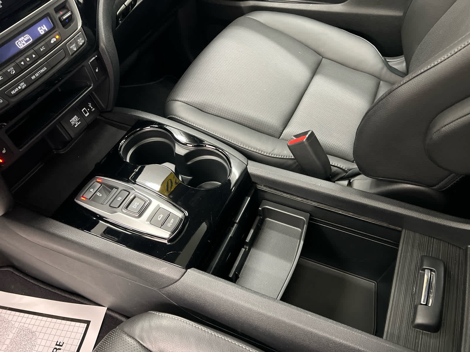 Used 2020 Pacific Pewter Metallic Honda RTL-E image 27