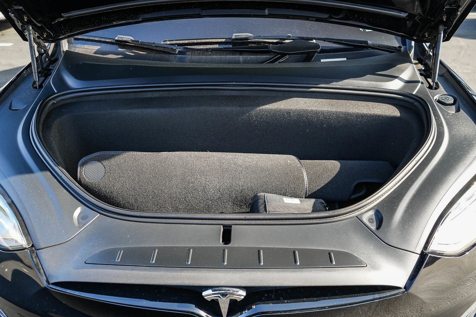 2023 Tesla Model X Long Range - Photo 25