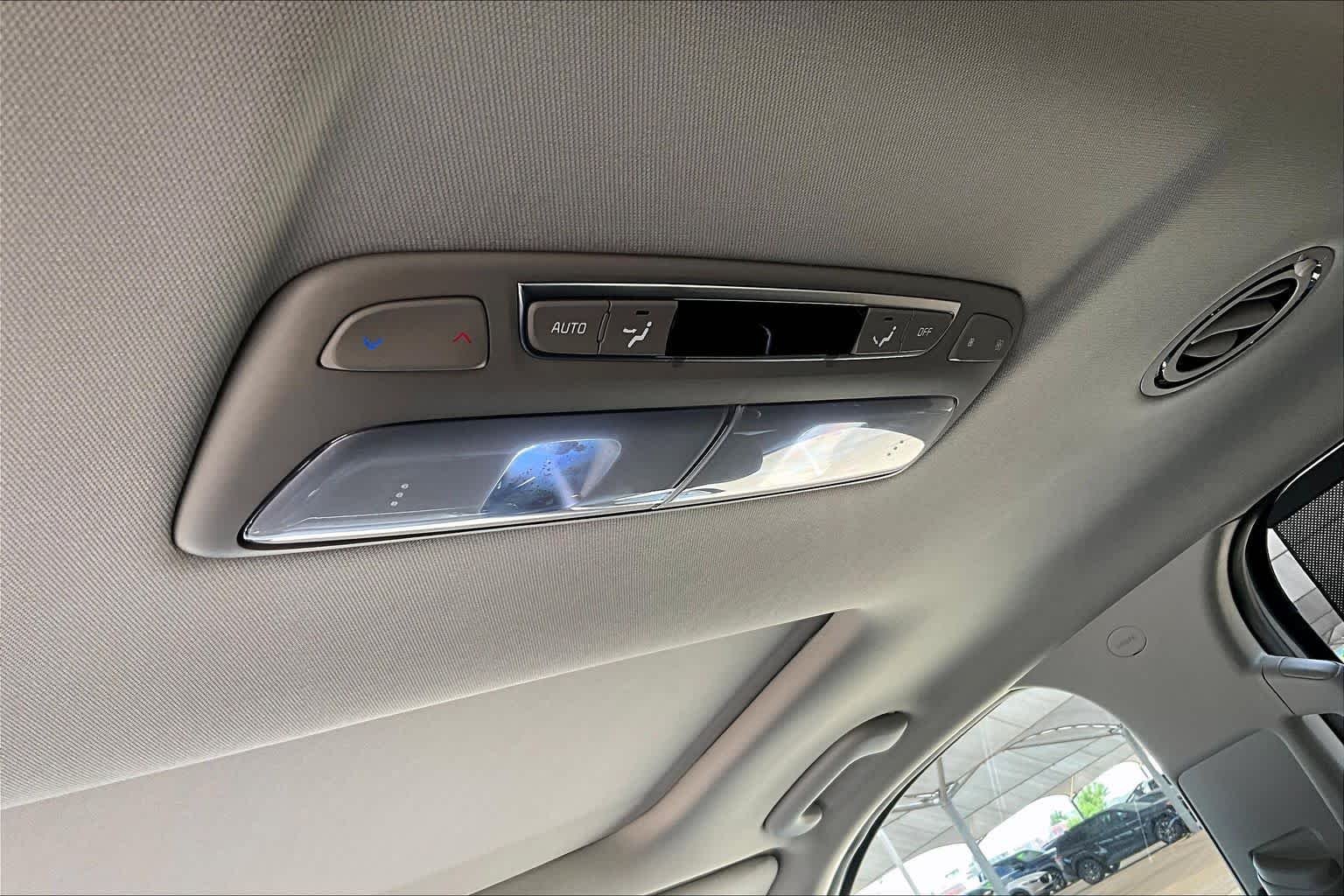 Used 2024 Everlasting Silver Kia SX image 50