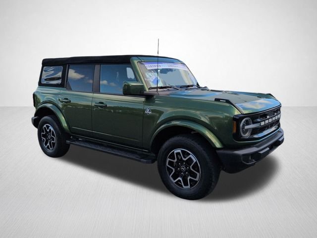Used 2022 Green Ford Outer Banks image 4
