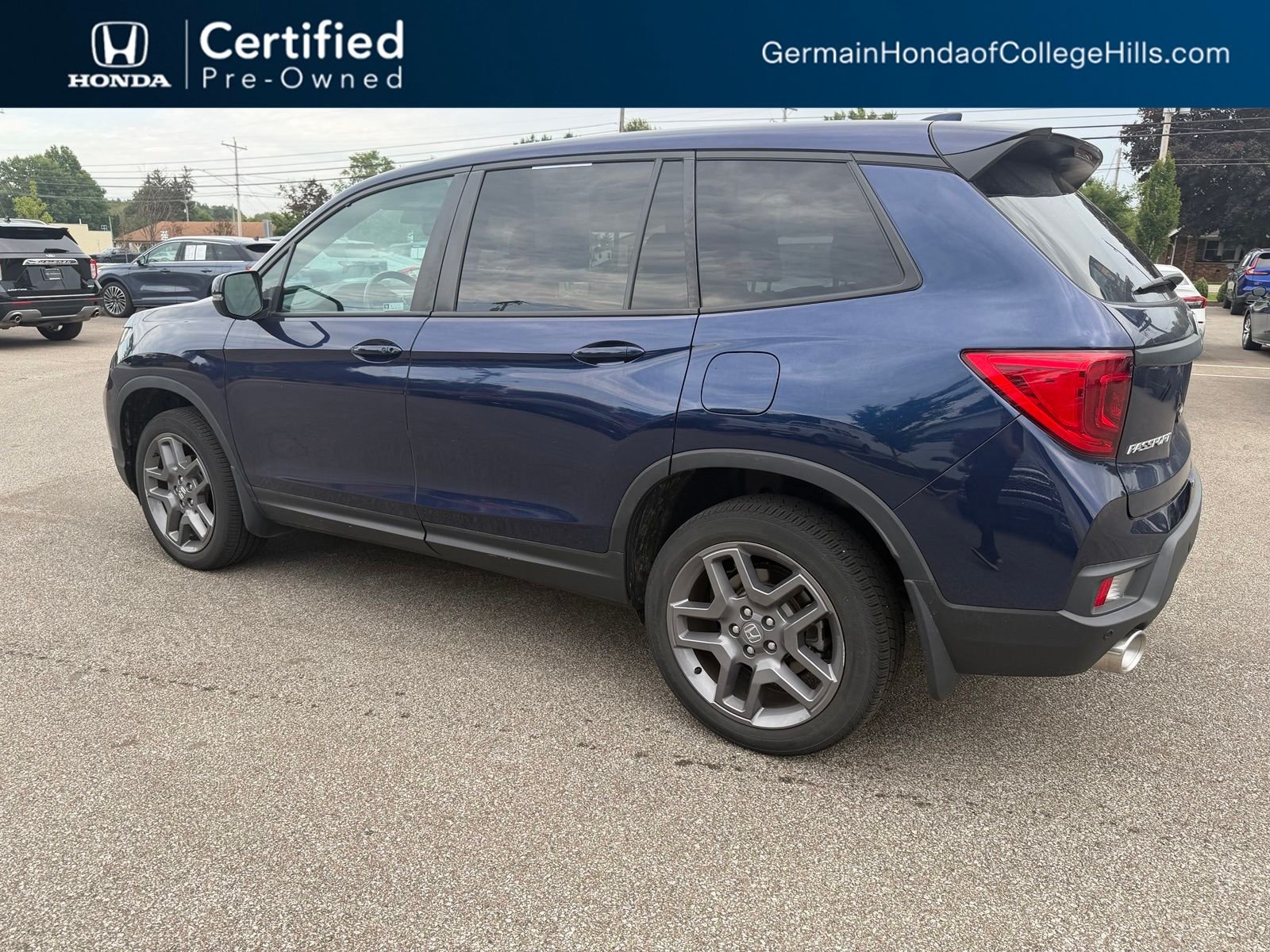 Certified Used 2023 Obsidian Blue Pearl Honda EX-L image 10