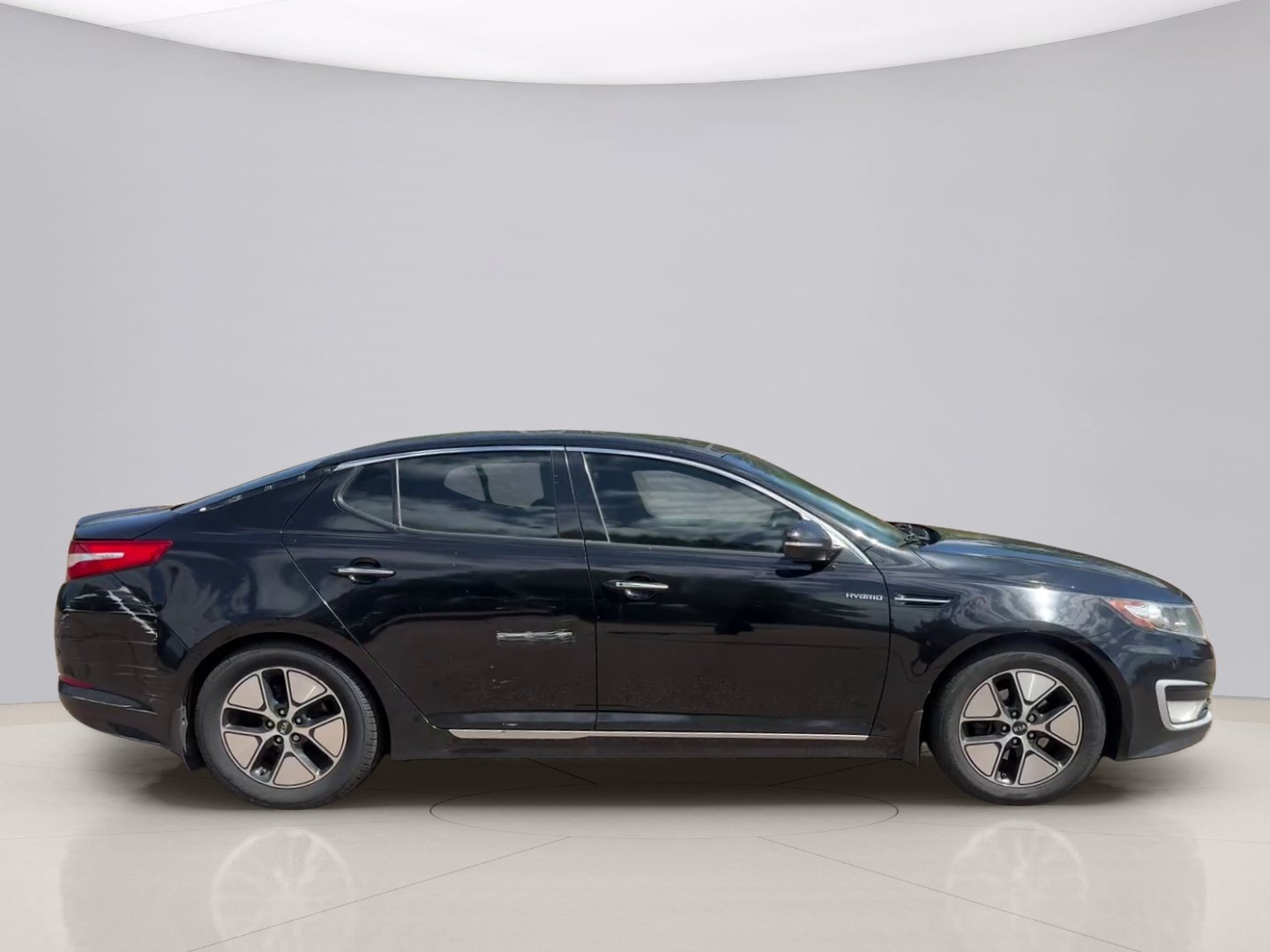 Used 2013 Black Kia EX image 4