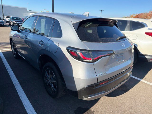 Certified Used 2025 Lunar Silver Metallic Honda EX-L image 5