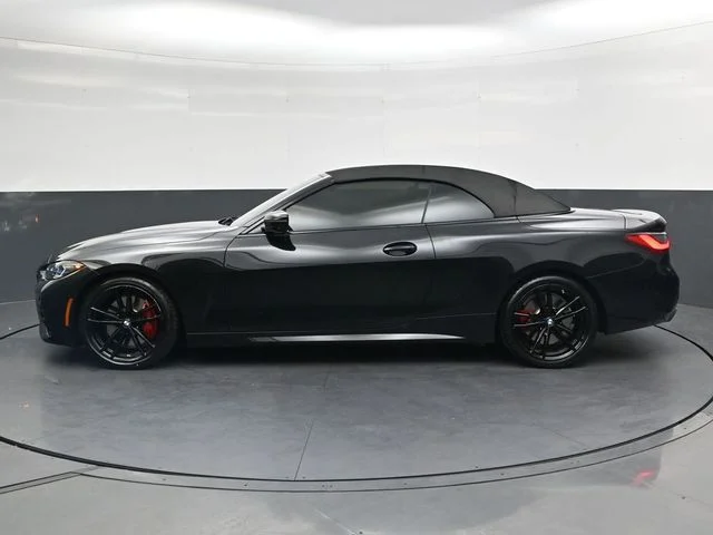 Used 2022 Black BMW M440i image 9