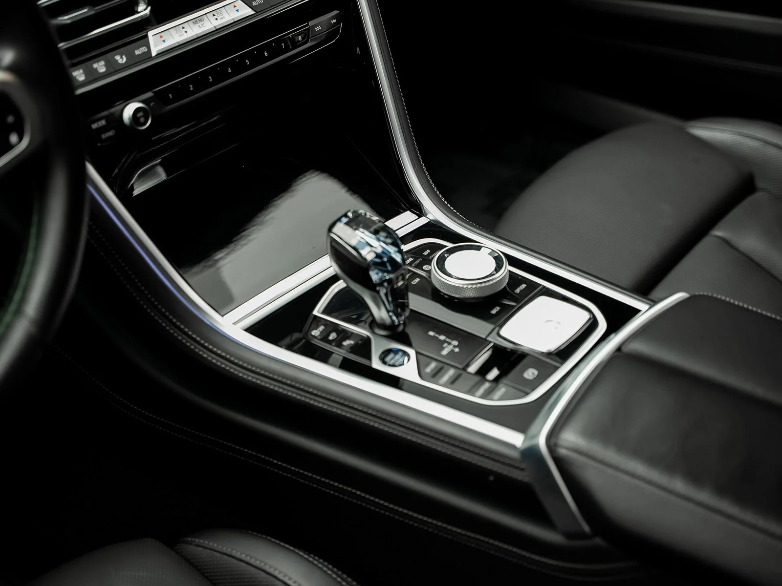 Used 2022 Blue BMW ALPINA B8 xDrive image 59