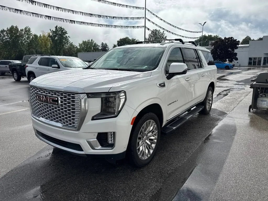 2023 GMC Yukon XL