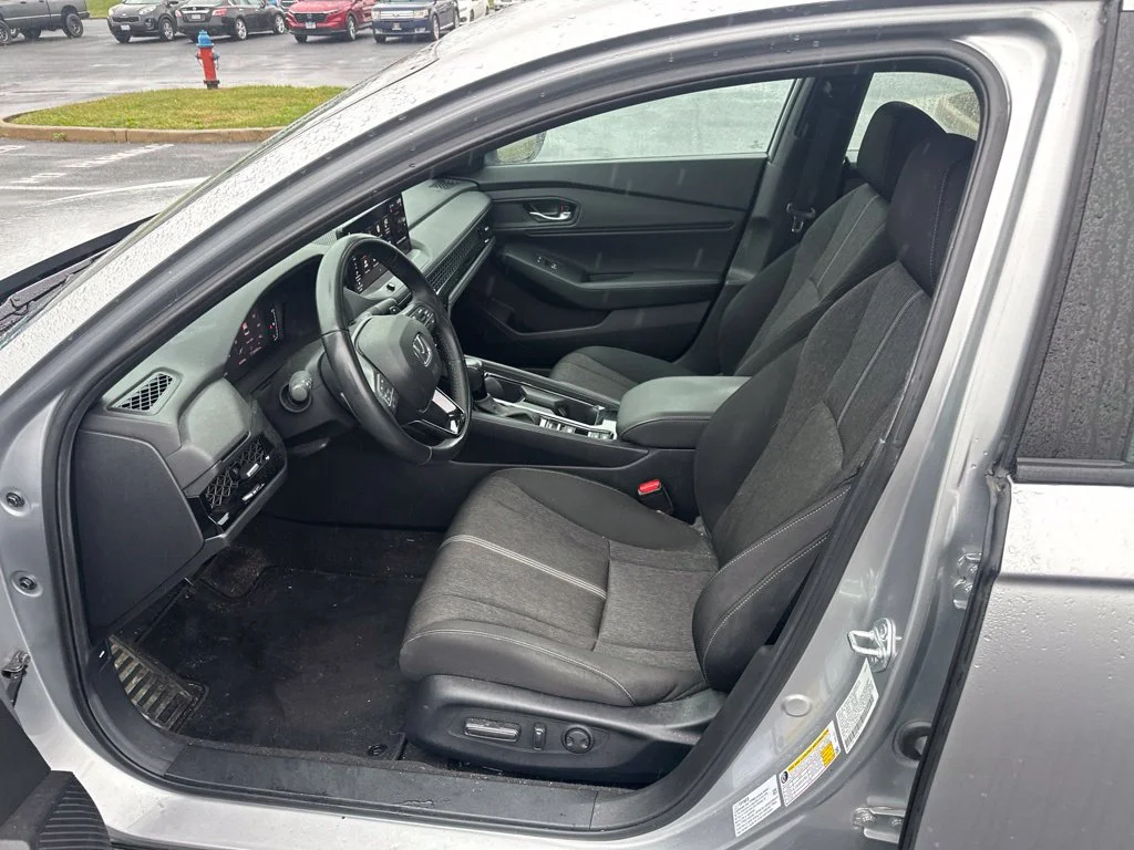 Used 2024 Silver Honda Sport image 9