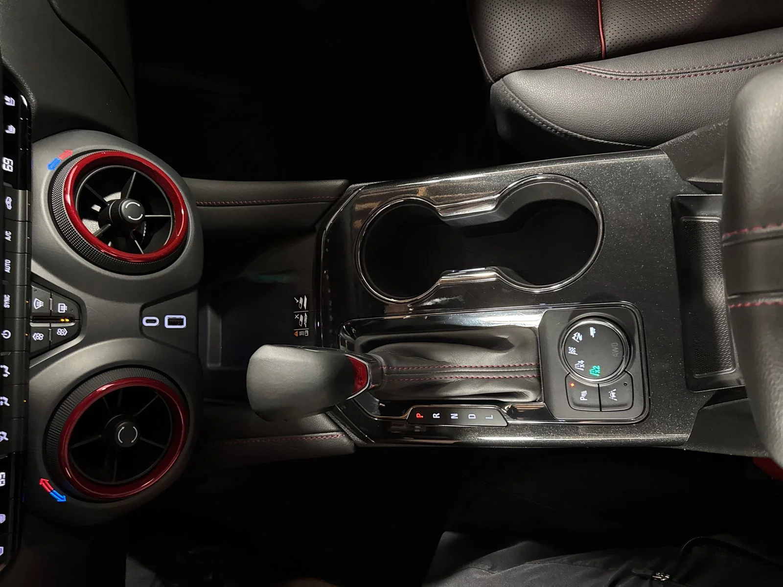 2025 Chevrolet Blazer RS - Photo 24