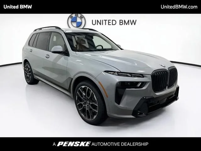 New 2027 Brooklyn Grey Metallic BMW X7 40i image 3