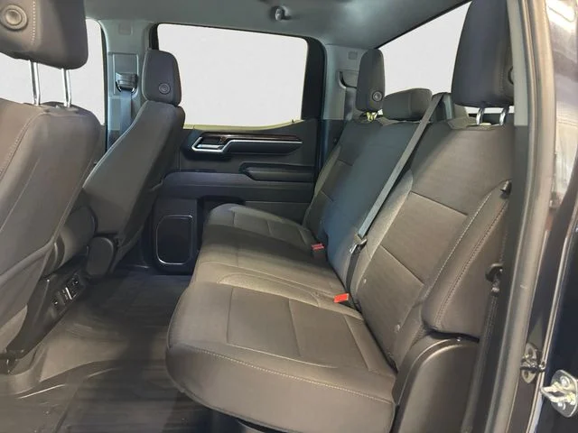 Used 2025 Titanium GMC SLE image 14