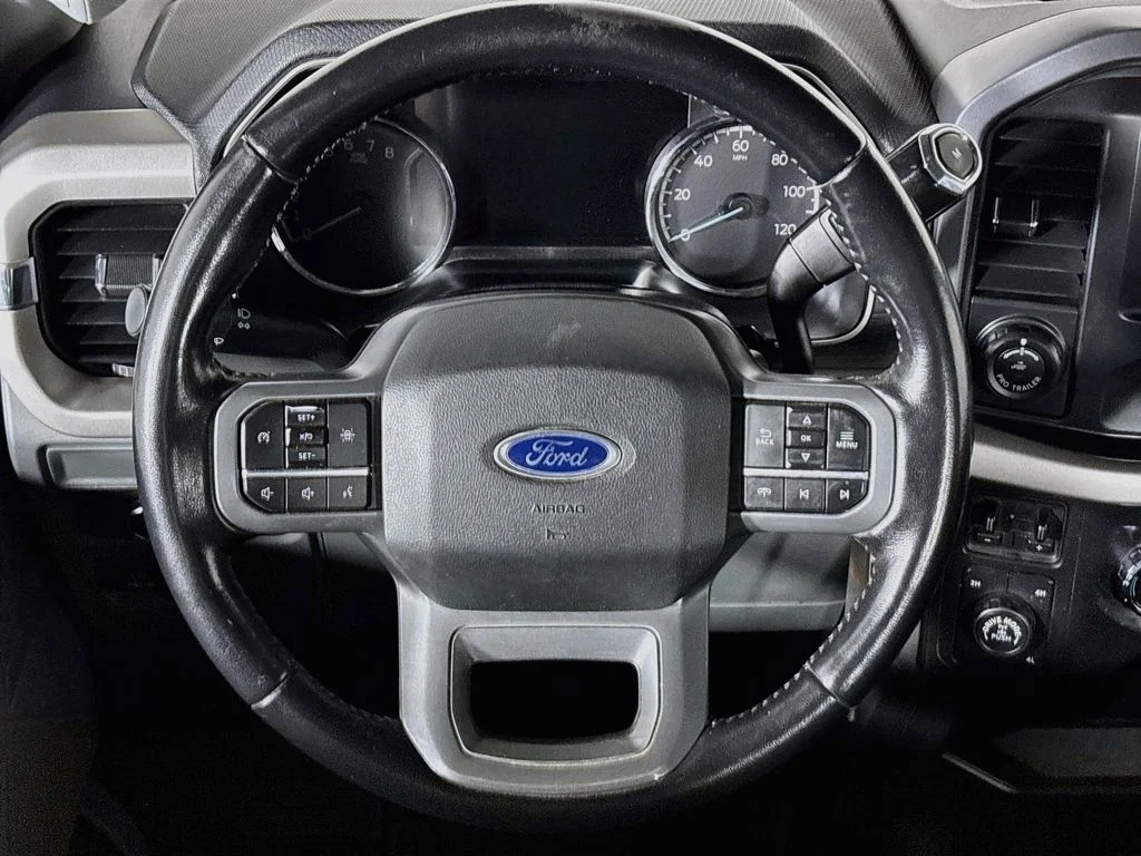 Used 2021 White Ford XLT image 13