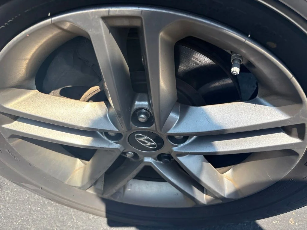 Used 2018 White Hyundai 2.4 Base image 12