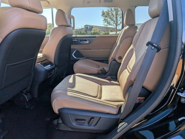 New 2026 Black INFINITI LUXE image 13