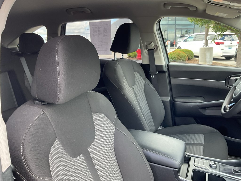 Certified Used 2023 Everlasting Silver Kia LX image 12