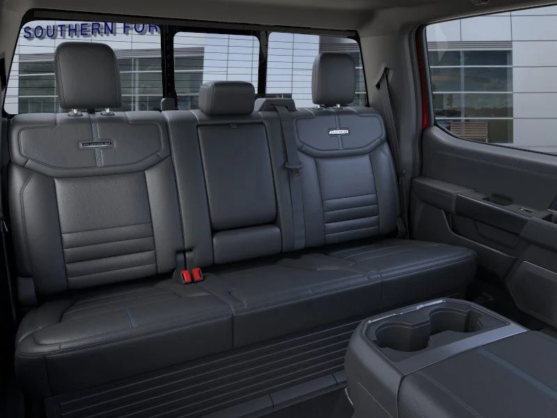 2026 Ford F-250 Super Duty Platinum - Photo 12