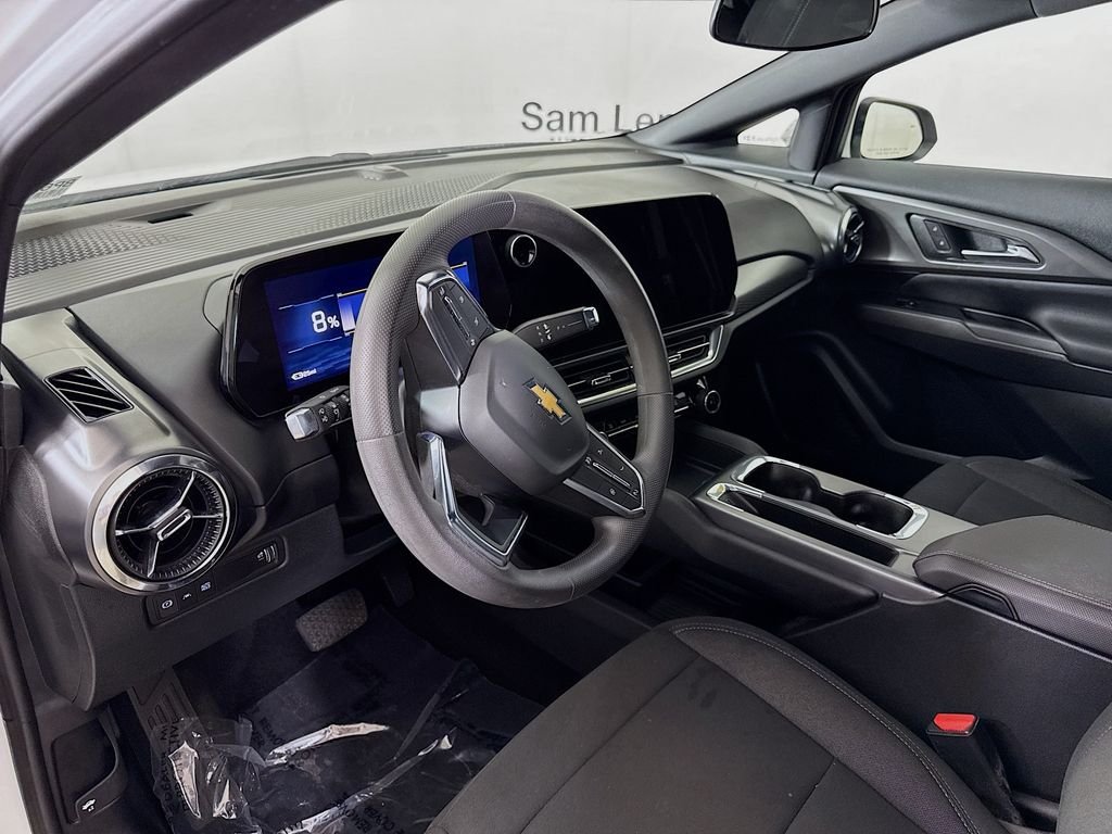 Used 2026 White Chevrolet LT image 10
