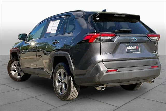 Certified Used 2024 MAGNETIC GRAY MET. Toyota  image 12
