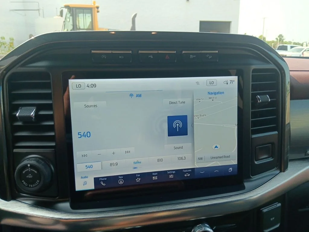 Used 2023 Blue Ford Lariat image 23
