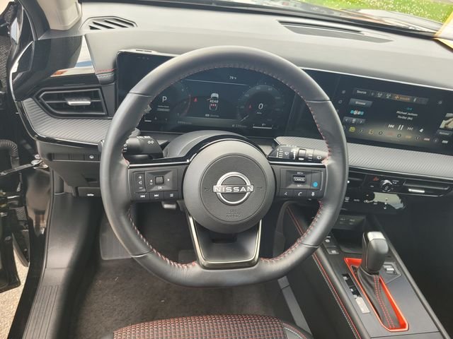 Used 2025 Black Nissan SR image 30