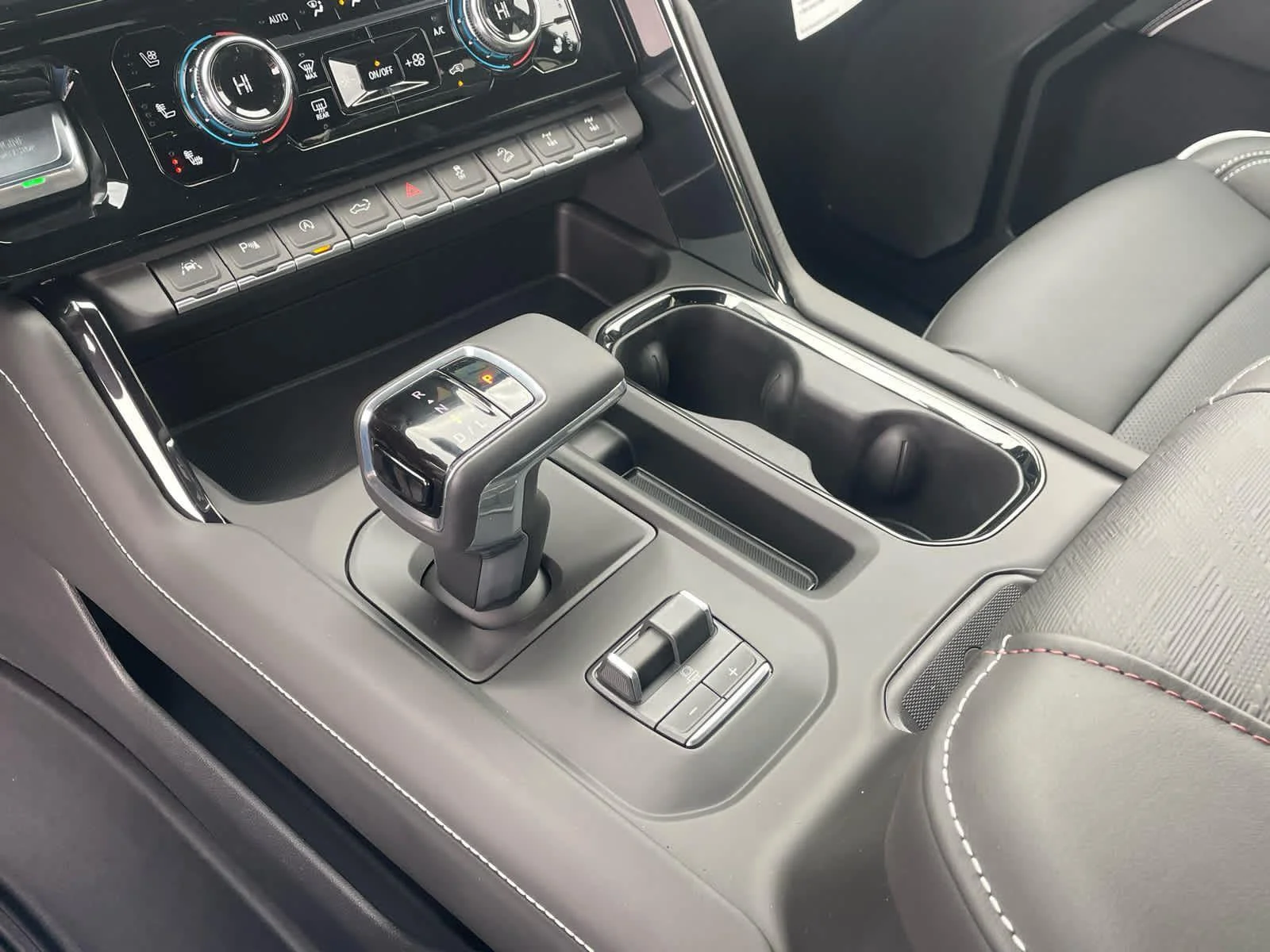 2026 GMC Sierra 1500 AT4X - Photo 26