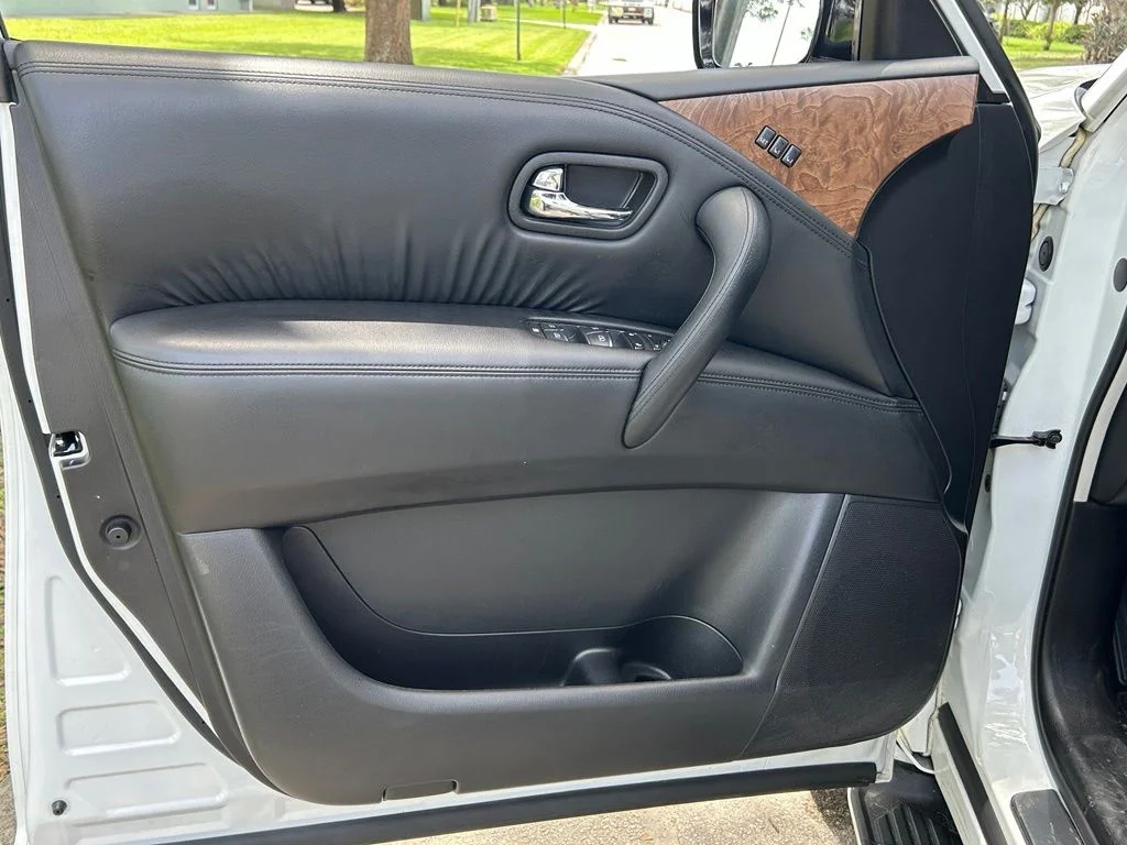 Certified Used 2022 White Nissan SL image 31