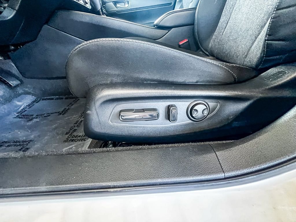 Used 2024 White Honda EX image 20