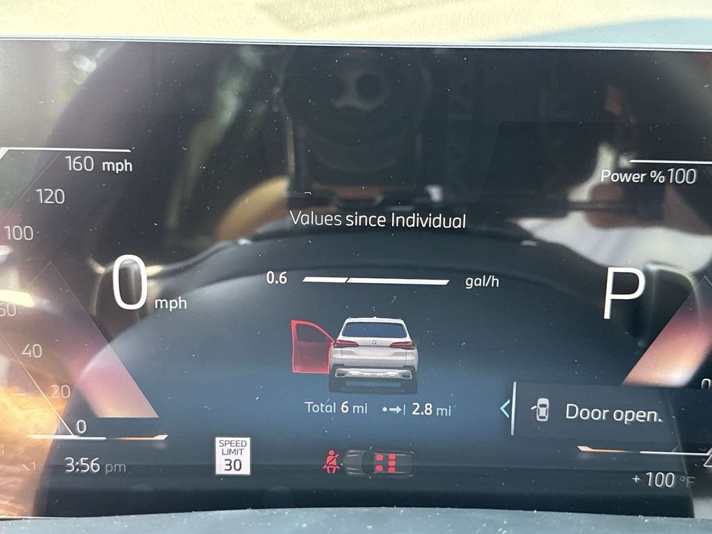 New 2026 White BMW xDrive40i image 15