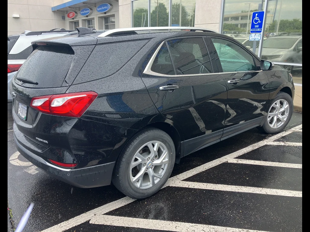 Used 2021 Mosaic Black Metallic Chevrolet Premier image 6