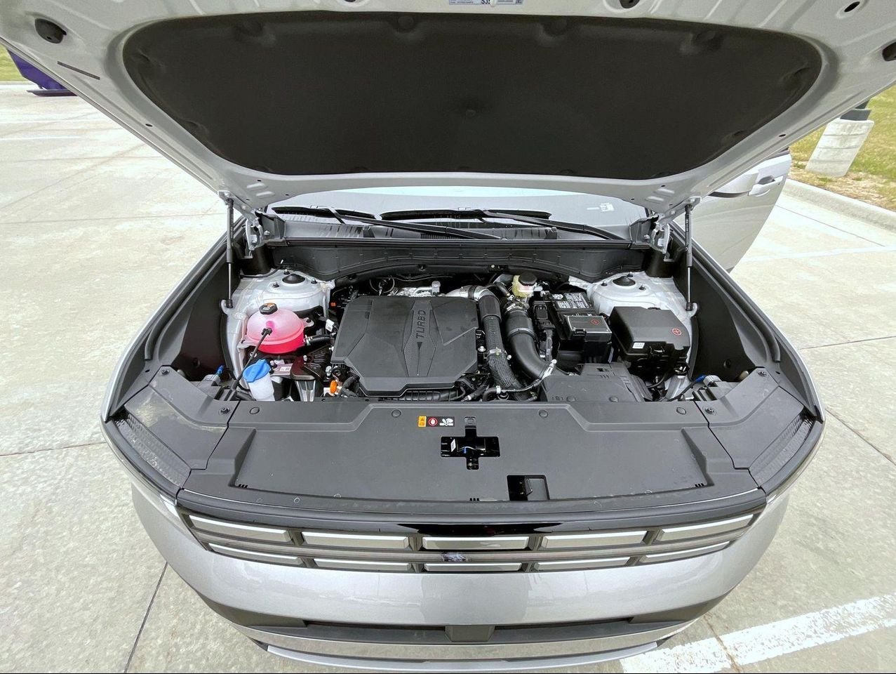 New 2026 Silver Hyundai SE image 24