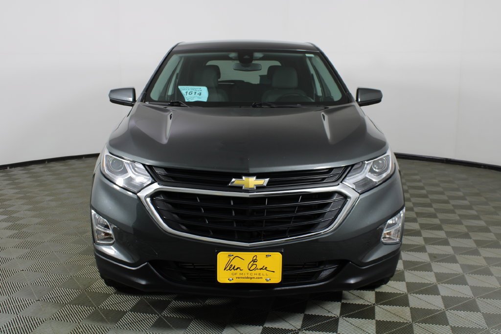 Used 2020 Chevrolet Equinox LT with VIN 2GNAXUEV7L6274519 for sale in Mitchell, SD