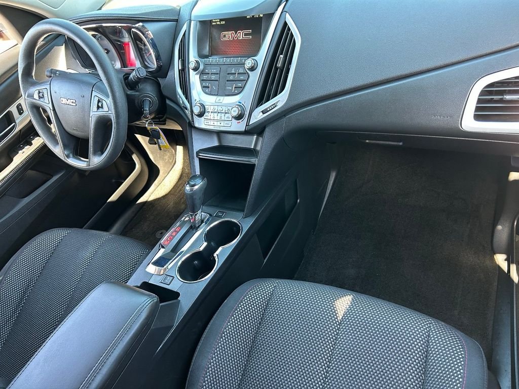 Used 2017 Red GMC SLE-1 image 12