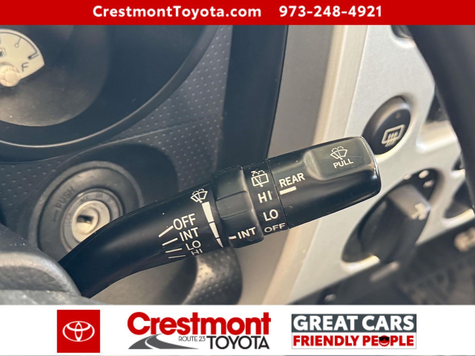 Used 2008 White/Titanium Metallic Toyota  image 20