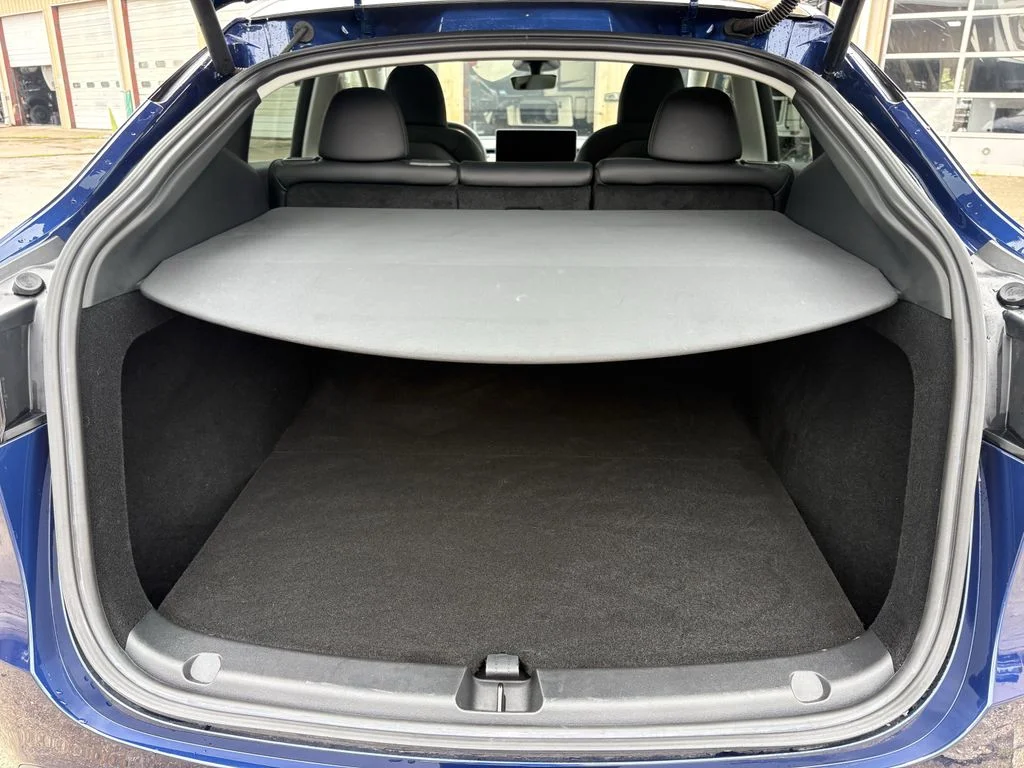 Used 2024  Tesla Long Range image 24